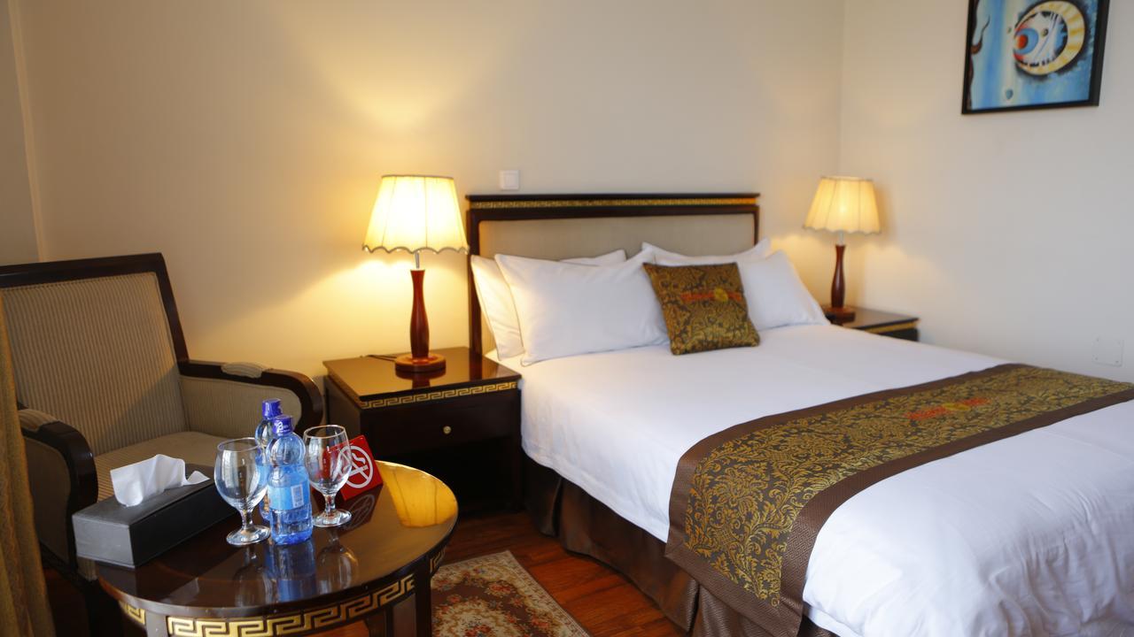 Wassamar Hotel Addis Ababa Exterior foto